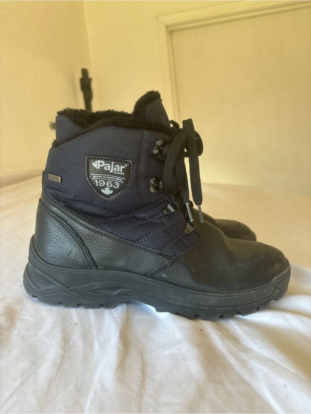 Pajar Black Lace-Up Insulated Boots